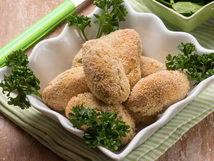 Las croquetas de queso de cabra y espinacas se cocinan en 15 minutos