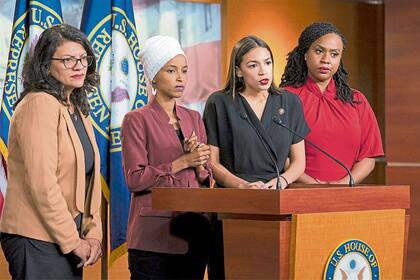 Las cuatro legisladoras atacadas por Trump brindaron una conferencia de prensa