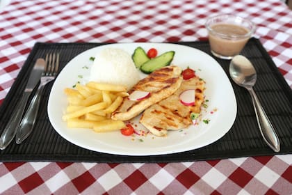 Las dietas ricas en frutas, verduras y alimentos integrales, como la dieta mediterránea, favorecen la salud cerebral (Foto ilustrativa: PEXELS)