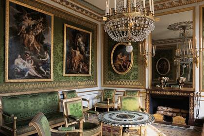 Las distintas salas de la propiedad están decoradas con obras de arte históricas