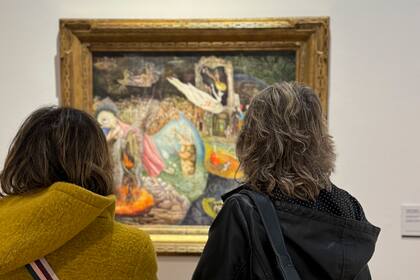 "Las distracciones de Dagoberto" (1945), de Leonora Carrington, está expuesta en el Malba