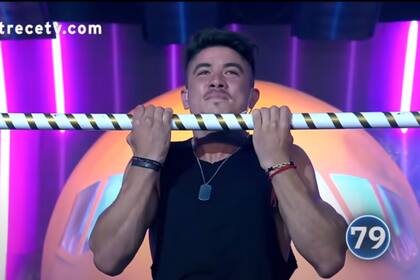 Las dominadas era el segmento de Bienvenidos a bordo en el que brillaba Nahuel Matheu, conocido como el carpintero