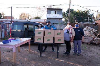 Las donaciones de comida que hará la marca posibilitarán la asistencia alimentaria de todos los vecinos que asisten a los comedores.