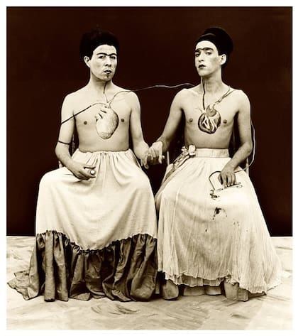 LAS DOS FRIDAS . Fotografía de Yeguas del Apocalipsis, de las últimas adquisiciones del Malba, a US$ 20.000 más impuestos