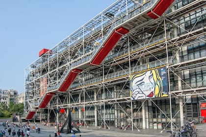 Las escaleras del Centro Pompidou, con vista panorámica