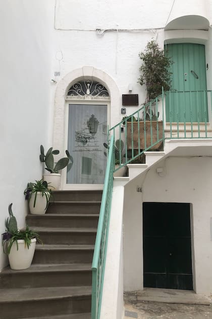 Las escaleras y puertas de la ciudad son muy instagrameables