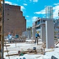 Por qué hay récord de ventas pero las obras en construcción quedaron a contramano