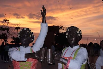 Las esculturas son atractivas para los visitantes (Foto: Agencia Kronos)