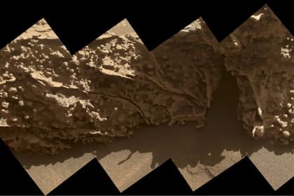Las estructuras, llamadas boxwork, están formadas por crestas de roca que se cruzan y alcanzan hasta dos metros de altura