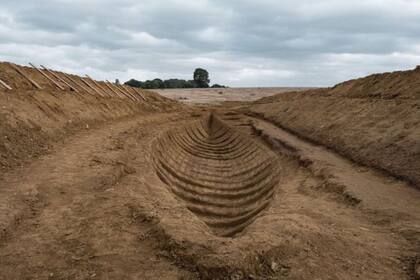 Las excavaciones de Sutton Hoo fueron recreadas en Godalming, en Surrey