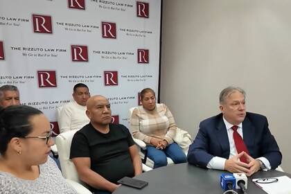 Las familias afectadas demandaron a la Funeraria Rivera por negligencia y encubrimiento tras el intercambio de cadáveres entre Guatemala y Ecuador