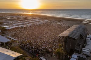 Cómo es la parada obligada de los mejores DJs mundiales en la costa argentina