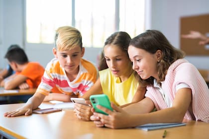 Las fechas de vacaciones y recesos escolares están claramente delineadas para asegurar que todos los estudiantes y el personal puedan planificar con antelación