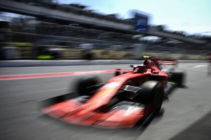 Las Ferrari fueron las únuicas máquinas que alcanzaron a completar algunas vueltas antes de la suspensión.