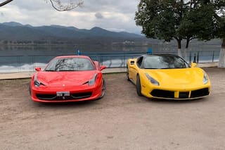 Es argentino, apenas terminó la escuela primaria y cumplió el sueño de tener una Ferrari