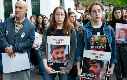 Las fotos de algunos de los secuestrados