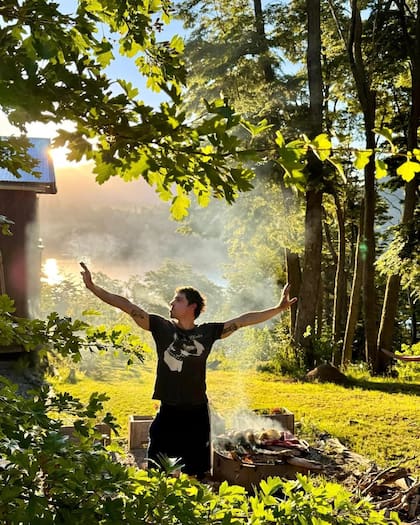 Las fotos de las vacaciones de Esteban Lamothe y Débora Nishimoto en la Patagonia