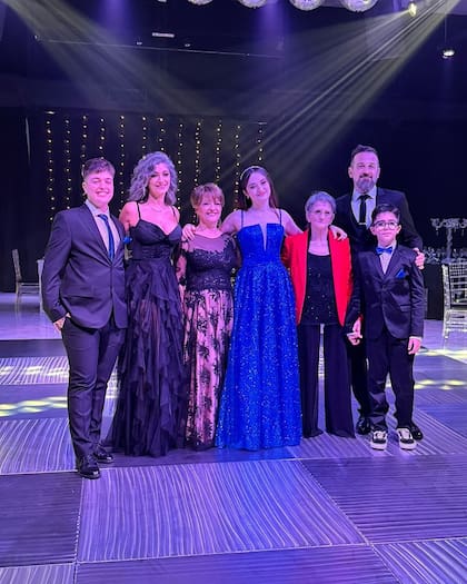 Las fotos del cumpleaños de 15 de Mora, la hija de Carla Conte (Foto: Instagram @negraconte)