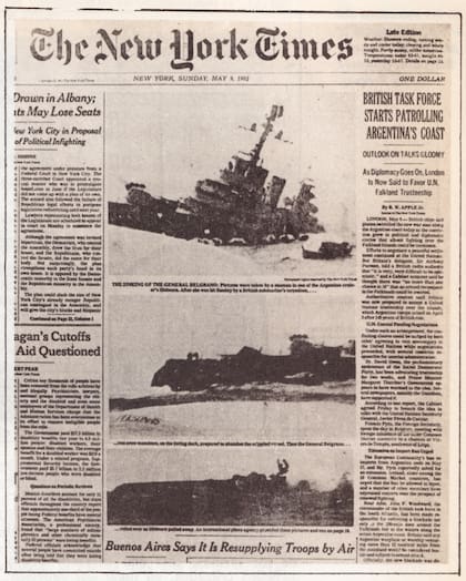Las fotos del hundimiento del General Belgrano, tomadas por el teniente Sgut desde su balsa, en la portada de The New York Times