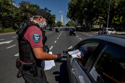 Controles a conductores realizados por la policía de la Ciudad