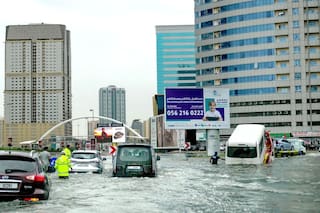 Fuertes tormentas e inundaciones afectaron a Emiratos Árabes Unidos