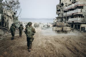 Los multimillonarios costos de la guerra en Gaza se acumulan y generan un efecto dominó para Israel