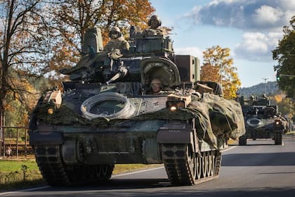 Las Fuerzas Armadas pertenecen al Departamento de Defensa de Estados Unidos