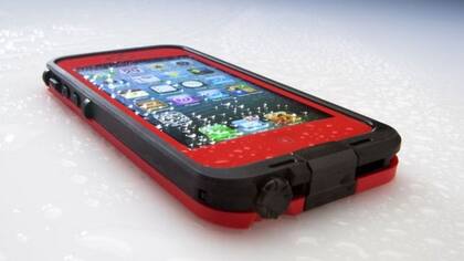 Las fundas de trabajo pesado o militares son efectivas en la protección, pero afectan el diseño de los teléfonos