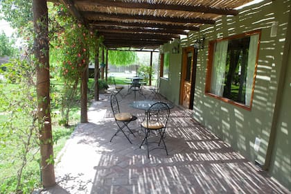 Las galerías del Hotel La Caballeriza son una invitación al desenchufe.