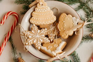 Para principiantes: el paso a paso para hacer galletitas de jengibre sin harina ni azúcar