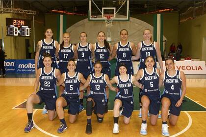 El plantel de las Gigantes del básquetbol que se llevó el Sudamericano