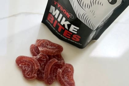 Las gomitas de cannabis Mike Bites, el producto con el que Tyson le sacó provecho comercial a uno de los actos más desleales de la historia del deporte
