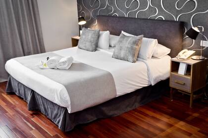 Las habitaciones del Argenta Tower ofrecen desde estudios hasta Tower Suites, todas con un completo equipamiento