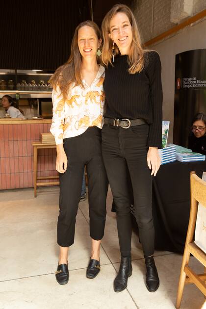 Las hermanas Agustina Böhtlingk, diseñadora de vestidos de novia, y Damasia Böhtlingk, fundadora de El Grey ID (casada con Máximo Blaquier, tío de Victoria).