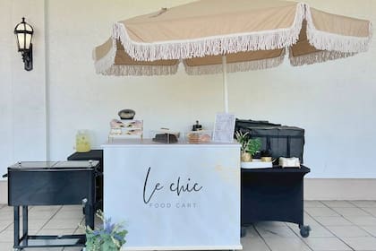 Las hermanas llevan sus carritos a los eventos que las contratan