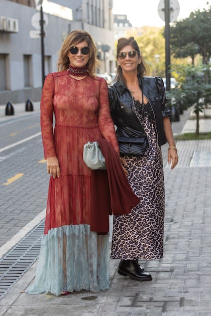 Las hermanas Marina y Vicky Lafuente, espléndidas.