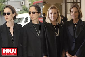 Las hijas de Teresa, Clara Cullen y Luna Paiva, y sus hermanas, Angélica “Angie” y Lucía despidieron a la reconocida gestora cultural