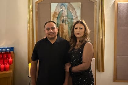 Las hijas intentan reunificar a la familia antes del desenlace de la enfermedad