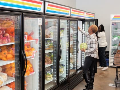 Las iglesias católicas de Texas brinda despensas gratis en más de 90 sitios del estado (ccdallas.org)