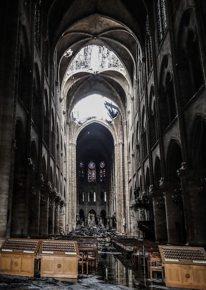Las imágenes del interior de la catedral tras el incendio