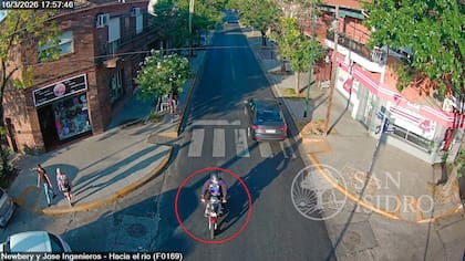 Las imágenes del sicario captadas por las cámaras de seguridad de la Municipalidad de San Isidro