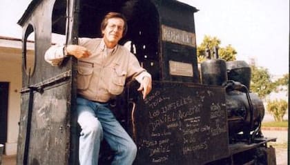 Las imágenes documentan los itinerarios de Germán Sopeña en ferrocarril