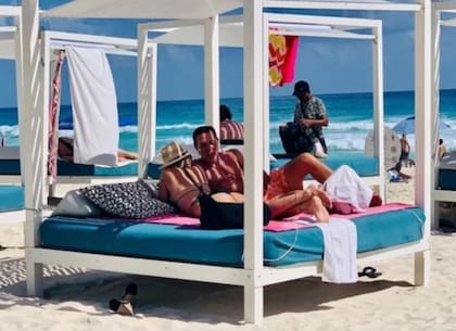 Rodolfo Barili y Lara Piro oficializaron su noviazgo en enero de 2020, tras filtrarse fotos de sus vacaciones en Cancún