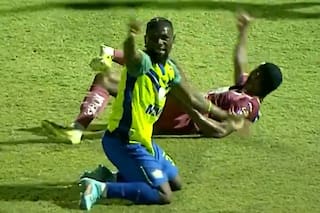 La impactante lesión de un futbolista brasileño durante un partido en Honduras
