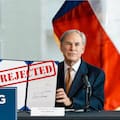 Las 26 leyes que Greg Abbott no quiso firmar en Texas