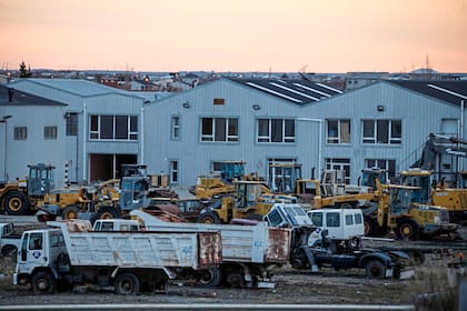 Las instalaciones abandonadas de Austral construcciones en la periferia de Río Gallegos