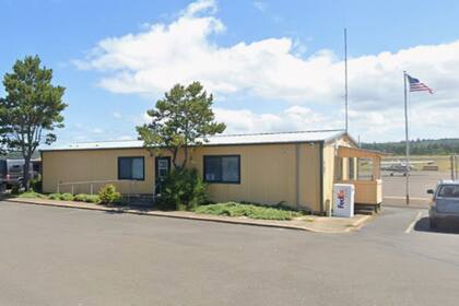 Las instalaciones del aeropuerto municipal serían usadas para un centro de detención del ICE