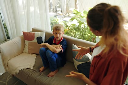 Las inteligencias artificiales hablan de infancias traumáticas