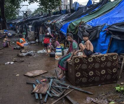 Las inundaciones golpearon varias zonas de Bombay, como Wadala