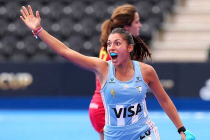 Las Leonas debutaron con una contundente victoria ante la Roja